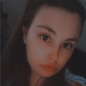 Meet your Posher, Jasmin